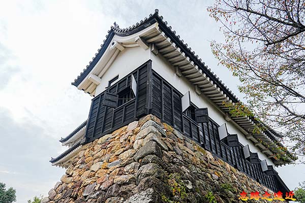 犬山城天守附櫓與石垣