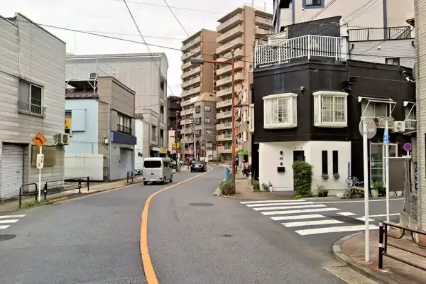 吉原交番旁S形道路