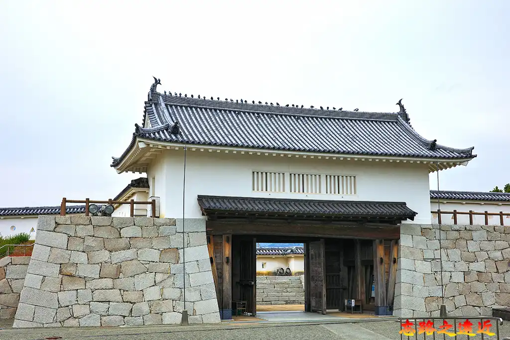 赤穗城本丸門的櫓門