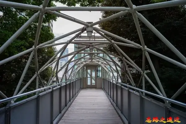 NHK大樓電梯出口