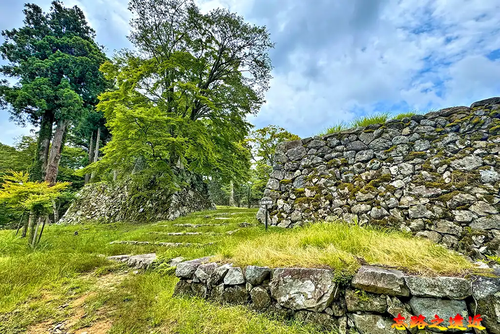 高取城十五間多門