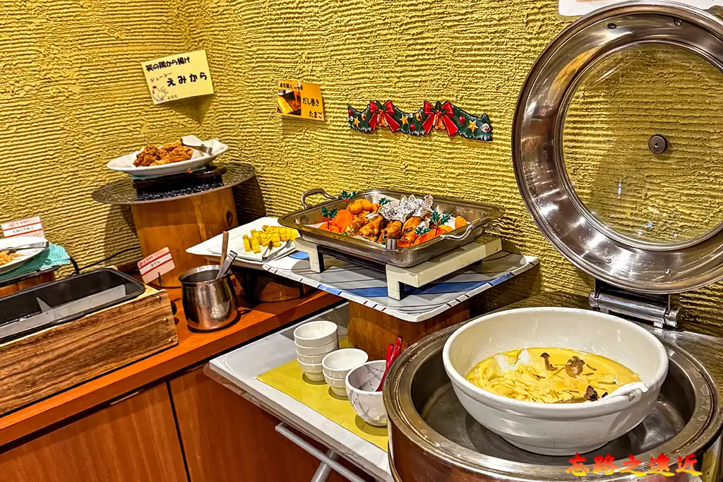 笑 函館屋 早餐餐點擺設