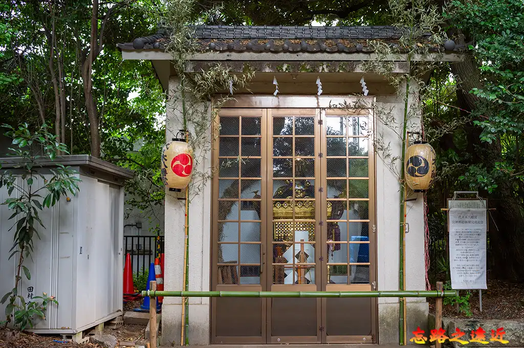 代代木八幡宮宮神輿庫