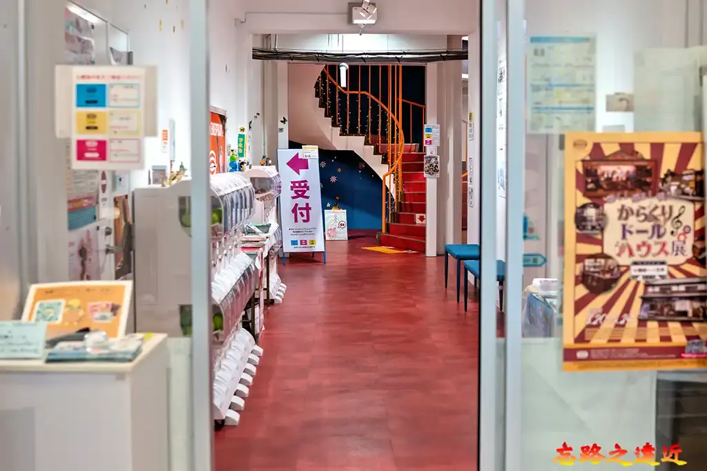 倉吉圓形劇場入口望內