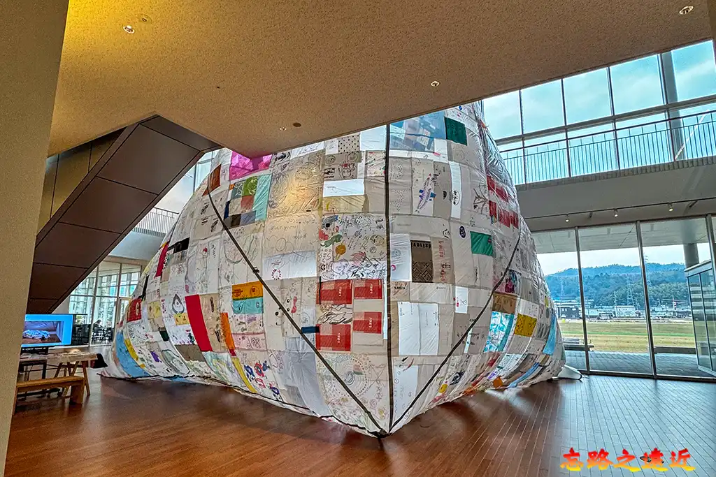 鳥取縣立美術館「鳥取意象藝術拼布氣球」