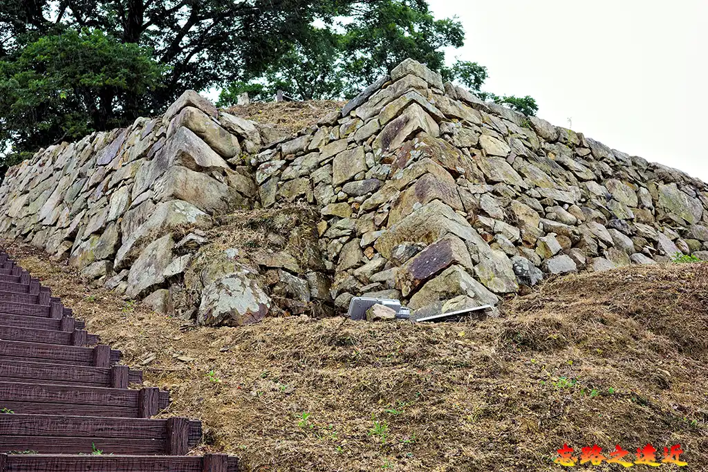 【日本百大名城65】中国篇-月山富田城~山陰地區首屈一指的巨型山城 15 月山富田城三之丸野面積石垣