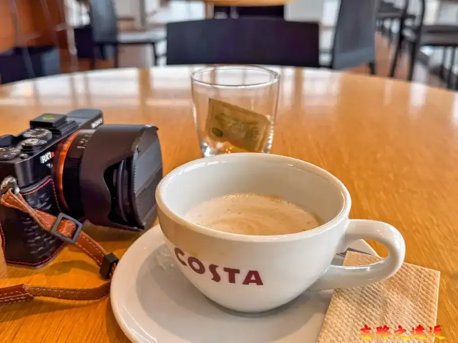 鳥取縣立美術館點杯咖啡