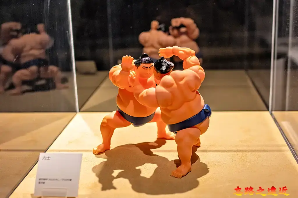 倉吉圓形劇場2E展場－日本文化，力士像