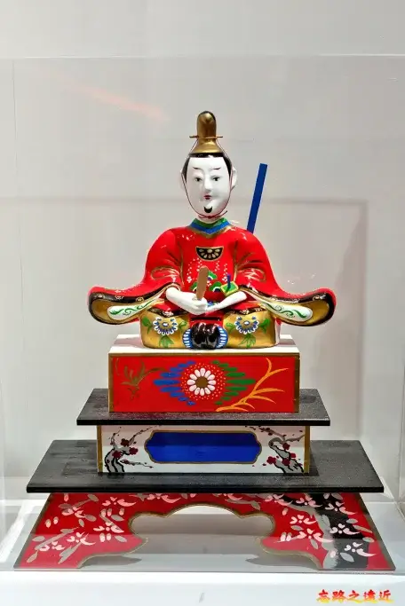 倉吉圓形劇場展2樓場外展品「倉吉土天神」