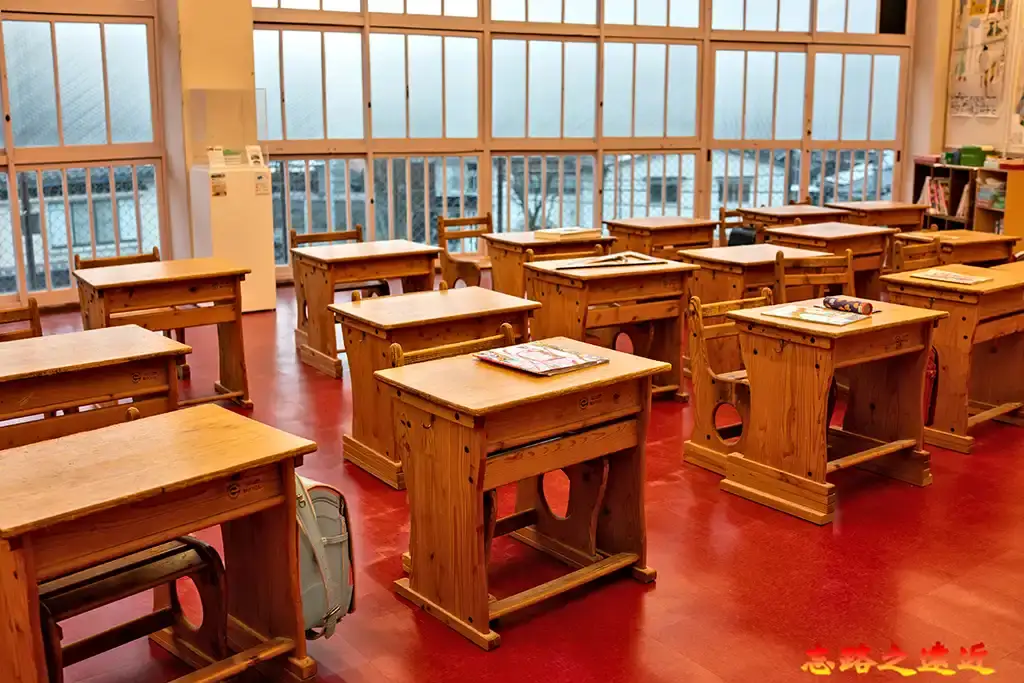 倉吉圓形劇場三樓舊教室展示