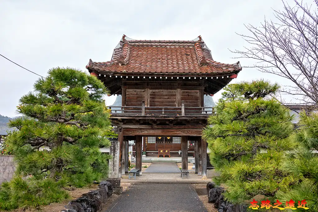 大岳院「鐘樓門」