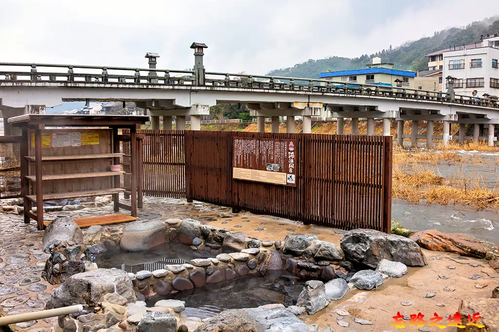 【鳥取.倉吉】三朝溫泉散策~日本遺產健康之湯、景點路線、泡湯、美食完整攻略 1 次全覽 (Misasa Onsen) 7 三朝溫泉「河原風呂」