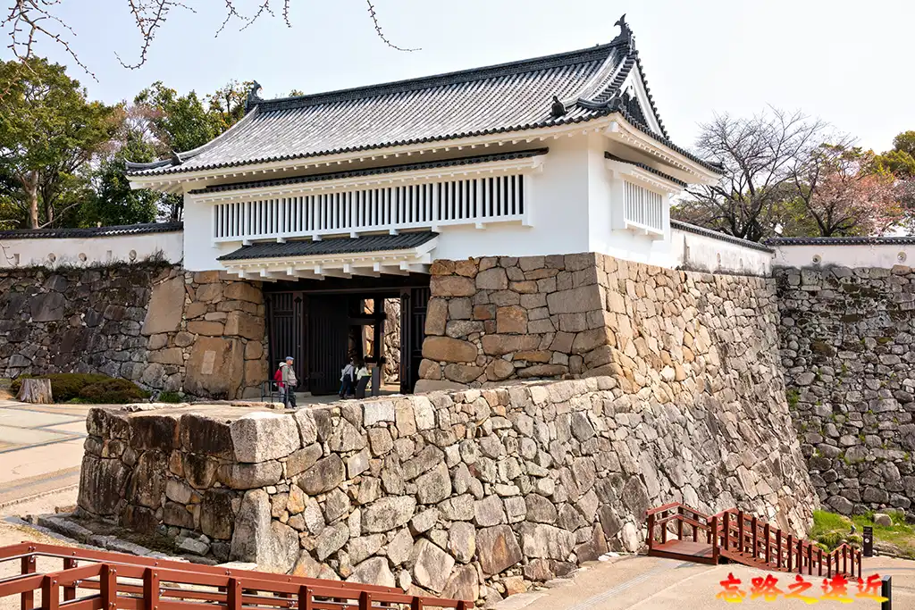 岡山城不明門