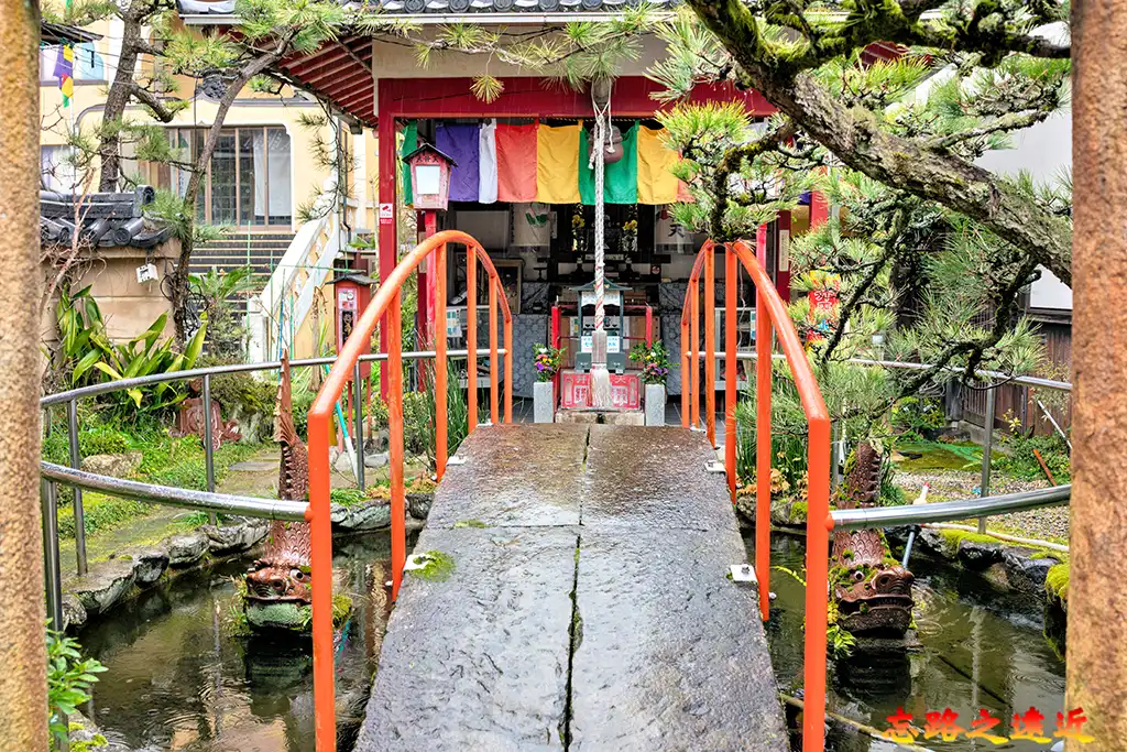 大蓮寺旁弁天堂
