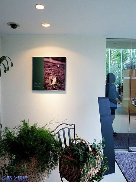 pic pimg tw look2up 1412411892 3480573987 n jpg