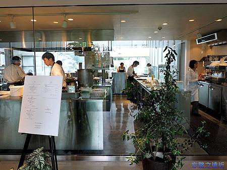 pic pimg tw look2up 1412411893 2452240765 m jpg