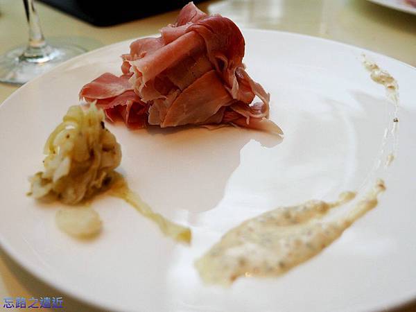 pic pimg tw look2up 1412411897 2293193072 n jpg