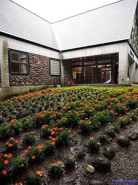 pic pimg tw look2up 1413952650 3526055106 n jpg