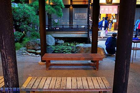 【關西.兵庫】越夜越美麗的城崎溫泉-商業化得恰到好處(泡湯、購物兼逛街) 28 pic pimg tw look2up 1419306179 633824880 m jpg