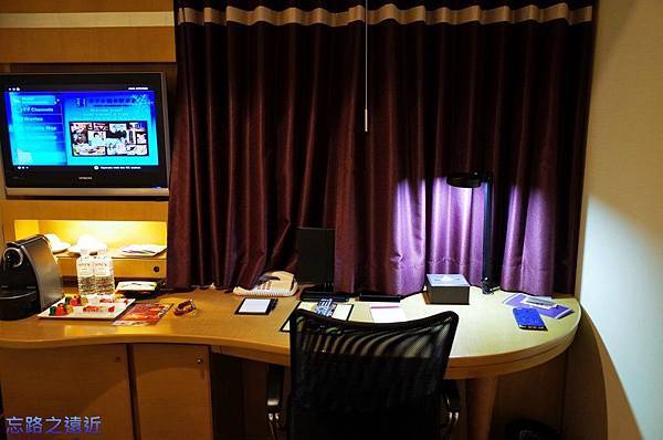 pic pimg tw look2up 1427784670 2416102702 n jpg