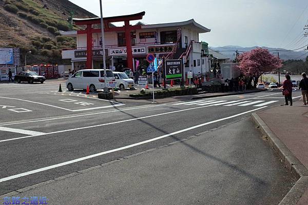 【東海.靜岡】旅行在伊豆半島~~伊東八景之一 - 搭纜車上「大室山」觀山觀海 40 pic pimg tw look2up 1429246460 813354407 n jpg