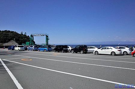 【東海.靜岡】旅行在伊豆半島~~搭駿河灣渡輪走「海上縣道223號」眺望富士山 11 pic pimg tw look2up 1434778006 3328415261 m jpg