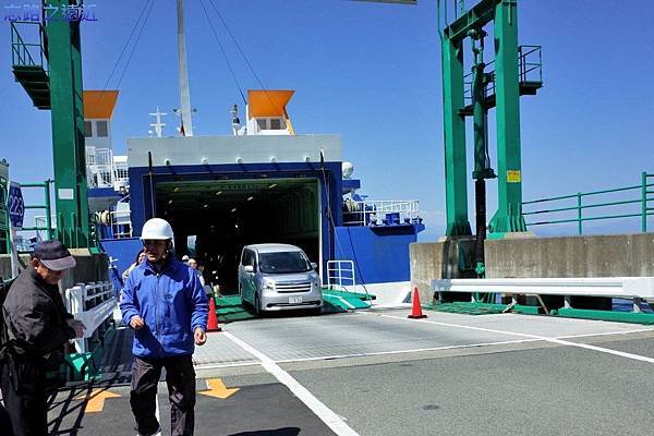 【東海.靜岡】旅行在伊豆半島~~搭駿河灣渡輪走「海上縣道223號」眺望富士山 17 pic pimg tw look2up 1434778013 2469233505 n jpg