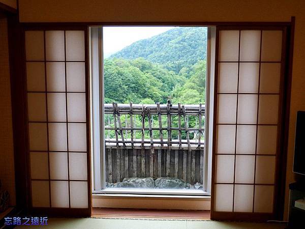 pic pimg tw look2up 1439893269 3681162568 n jpg