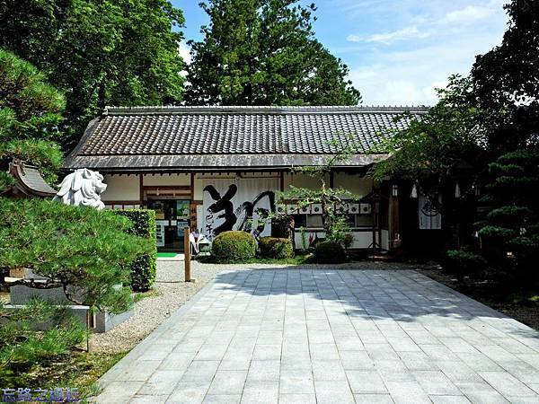 pic pimg tw look2up 1440909709 4090293085 n jpg