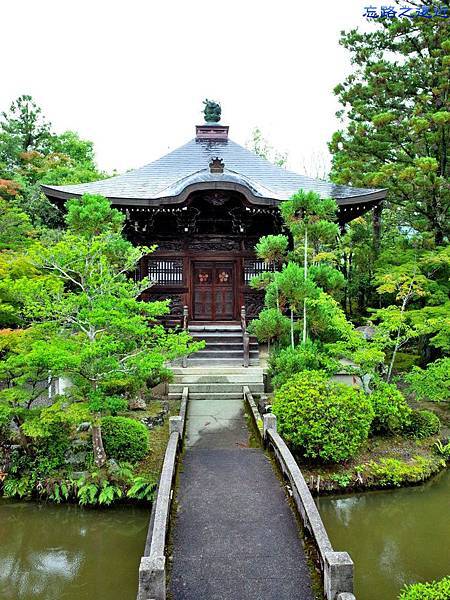 【關西.京都】京都小旅行~到嵐山走訪那一座暨見「釋迦如來」,又見「源氏物語 」的傳奇寺廟-清涼寺 19 pic pimg tw look2up 1447400480 2361736522 n jpg