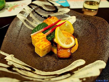 pic pimg tw look2up 1453876580 2560760184 m jpg