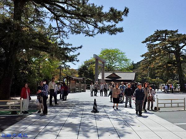 pic pimg tw look2up 1462958696 2603058392 n jpg