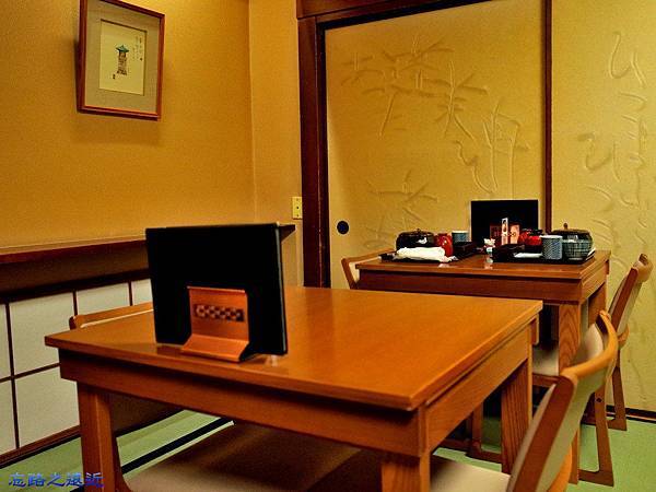 【東海.愛知】名古屋美食~~到「あつた蓬萊軒」本店吃碗鰻魚飯「ひつまぶし」吧?! 11 pic pimg tw look2up 1463816324 1054651980 n jpg