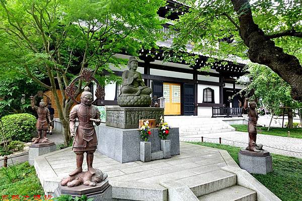 【首都圈.神奈川】鎌倉古都一日遊(二)~~搭江之島電鉄到「長谷寺」賞花、拜佛、眺海景 26 pic pimg tw look2up 1480386444 4034039474 n jpg