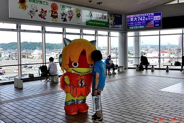 pic pimg tw look2up 1490066771 3254305825 n jpg