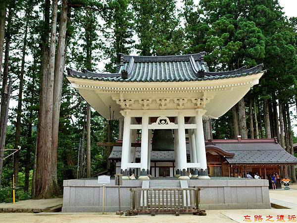 pic pimg tw look2up 1496299091 3674167163 n jpg