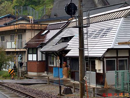 pic pimg tw look2up 1511427653 937492688 m jpg