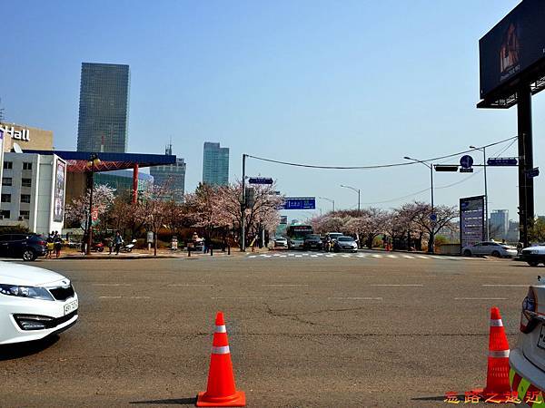 pic pimg tw look2up 1520141527 1683830576 n jpg