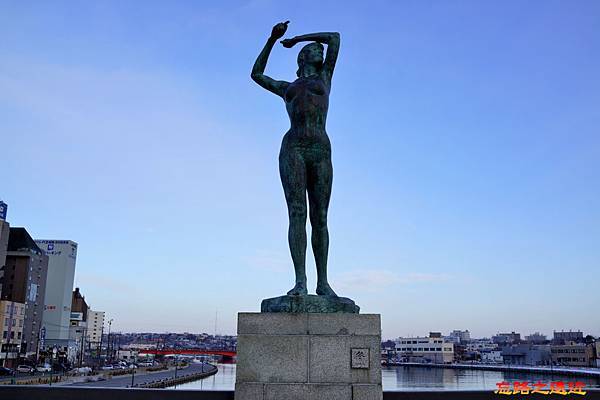 pic pimg tw look2up 1524044394 4027219518 n jpg