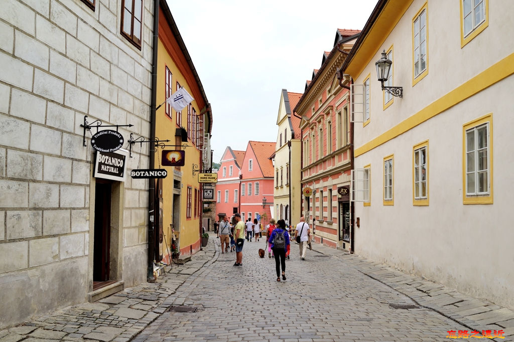 pic pimg tw look2up 1535184076 1175181500 jpg