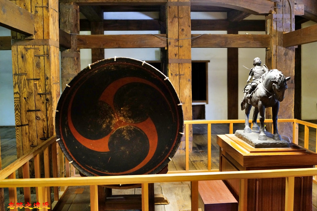 pic pimg tw look2up 1546057896 2765891548 jpg