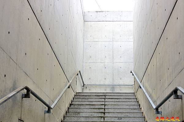 pic pimg tw look2up 1553512407 3650689552 n jpg