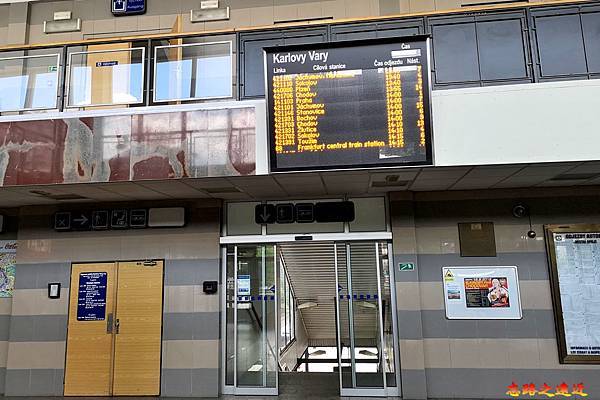 【捷克.卡羅維瓦利 (Karlovy Vary)】到溫泉小鎮散步喝溫泉(含交通、購物) 8 pic pimg tw look2up 1561087333 1776830126 n jpg