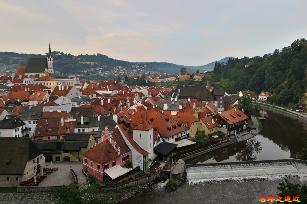 pic pimg tw look2up 1562040370 3245112382 jpg