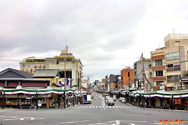 pic pimg tw look2up 1567323703 4001360642 n jpg