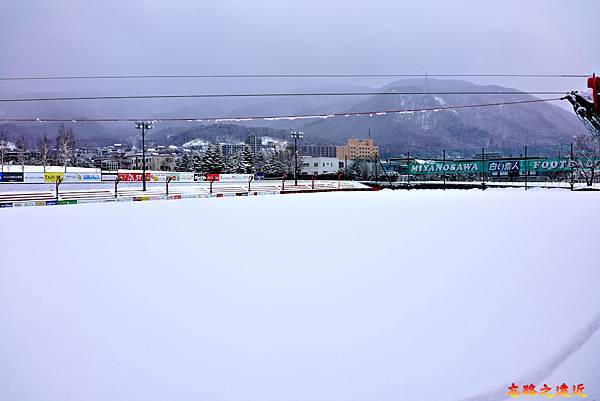 pic pimg tw look2up 1588826631 3698645422 n jpg