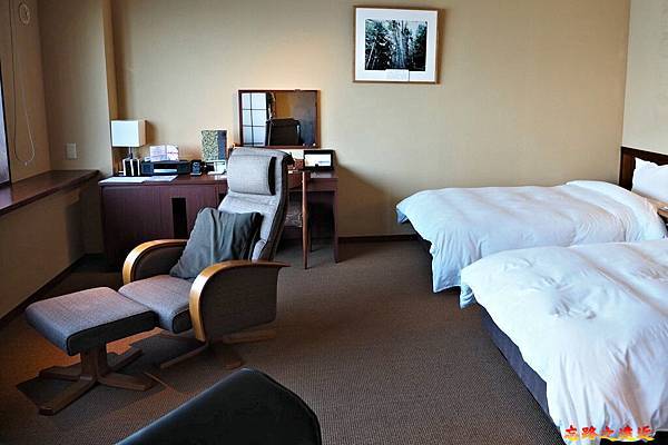 pic pimg tw look2up 1596532576 324957510 g n jpg