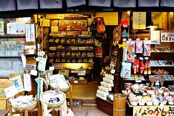 【埼玉.川越】小江戶 川越「蔵造一番街」、「時鐘小路」、「菓子屋橫丁」詳細介紹 45 pic pimg tw look2up 1598588451 2322320273 g n jpg