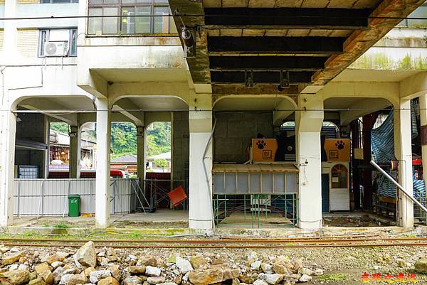 pic pimg tw look2up 1616228141 1801143264 g n jpg