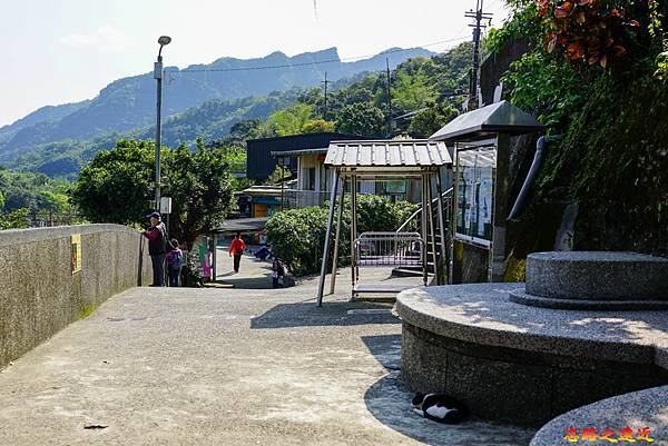 pic pimg tw look2up 1618455972 2813036476 g n jpg